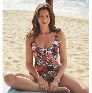 Skinny Dippers Rosalina Floral One-Piece Swimsuit Large